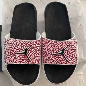 NEW Jordan Hydro 7 V2 Slides